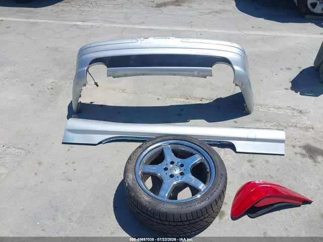 Продажа на аукционе авто 2003 Mercedes-benz Sl 500, vin: WDBSK75F83F020697, номер лота: 45697038