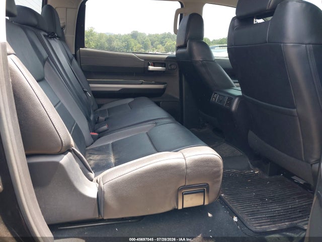 5TFHW5F15JX755569 Toyota Tundra Limited 5.7l V8