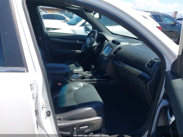 5XYKW4A7XFG617192 KIA Sorento Limited V6