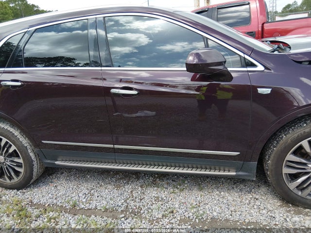1GYKNCRS1HZ196211 Cadillac Xt5 Premium Luxury
