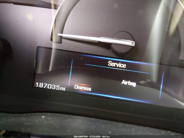 1GYKNCRS1HZ196211 Cadillac Xt5 Premium Luxury