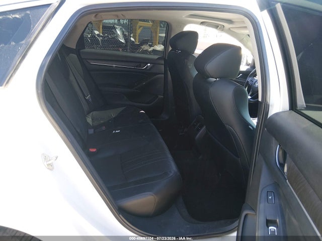 1HGCV1F99JA057935 Honda Accord Touring