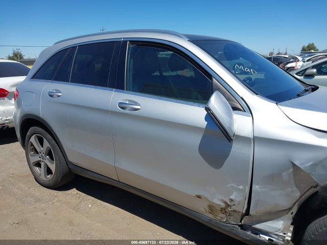 Продаж на аукціоні авто 2019 Mercedes-benz Glc 300 4matic, vin: WDC0G4KB8KV180040, номер лоту: 45697133