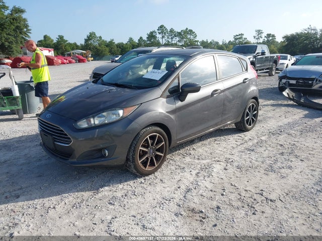 Ford FIESTA SE 2017 3FADP4EJ5HM140999 Image 2