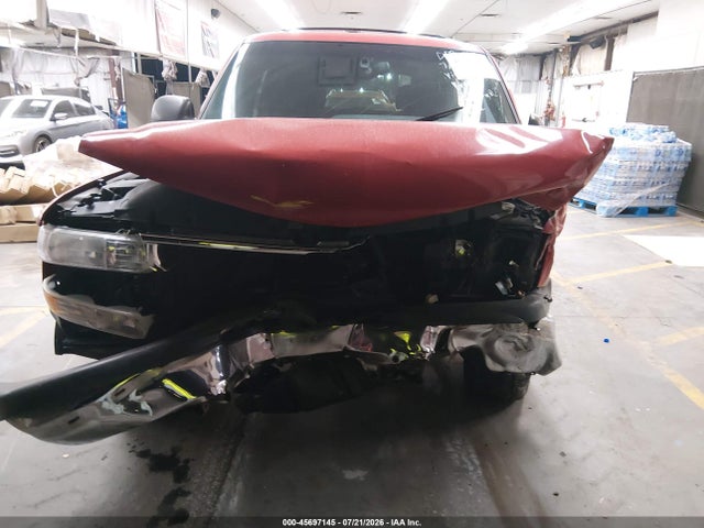 45697145 :رقم المزاد ، 1GNEC13T41R195677 vin ، 2001 Chevrolet Tahoe Ls مزاد بيع