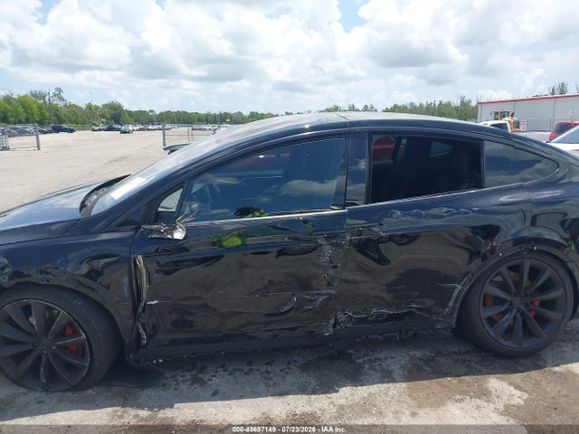 2018 Tesla Model X 100d/75d/p100d მანქანა იყიდება აუქციონზე, vin: 5YJXCBE44JF106662, აუქციონის ნომერი: 45697149