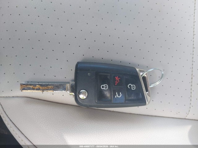 45697177 :رقم المزاد ، 3VV2B7AX6JM198039 vin ، 2018 Volkswagen Tiguan 2.0t Se/2.0t Sel مزاد بيع