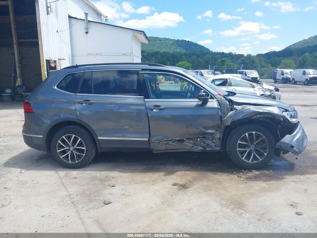 45697177 :رقم المزاد ، 3VV2B7AX6JM198039 vin ، 2018 Volkswagen Tiguan 2.0t Se/2.0t Sel مزاد بيع