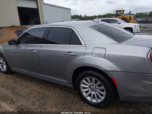 Chrysler 300 Limited 2015 2C3CCAAG3FH755223 Image 14