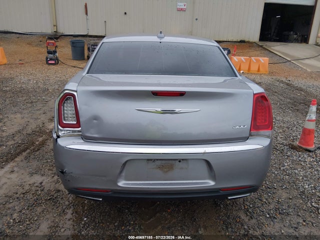 Chrysler 300 Limited 2015 2C3CCAAG3FH755223 Image 16
