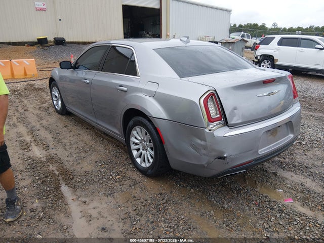 Chrysler 300 Limited 2015 2C3CCAAG3FH755223 Image 3