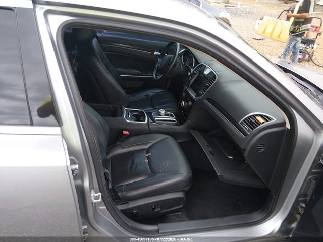 Chrysler 300 Limited 2015 2C3CCAAG3FH755223 Image 5