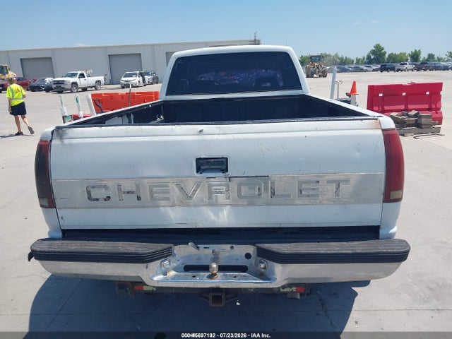 45697192 :رقم المزاد ، 1GTHC33K2PJ716024 vin ، 1993 Gmc Sierra C3500 مزاد بيع