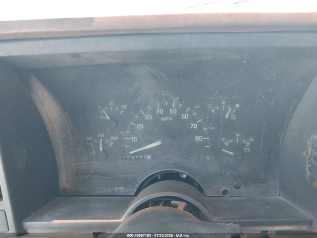 45697192 :رقم المزاد ، 1GTHC33K2PJ716024 vin ، 1993 Gmc Sierra C3500 مزاد بيع