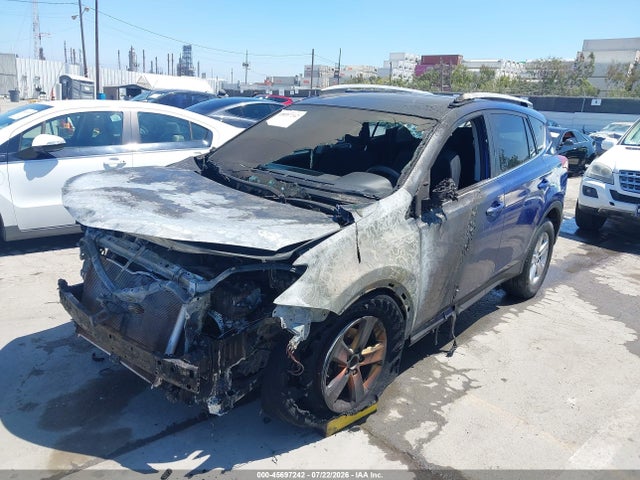 Toyota Rav4 Xle 2014 2T3WFREV8EW088090 Image 2