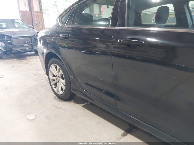 45697284 :رقم المزاد ، 1C3CCCAB3FN660829 vin ، 2015 Chrysler 200 Limited مزاد بيع