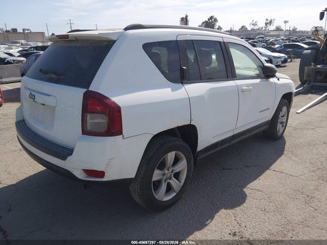 Продажа на аукционе авто 2015 Jeep Compass Sport, vin: 1C4NJDBB7FD218107, номер лота: 45697297