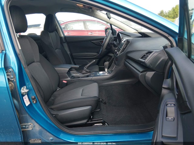 Продажа на аукционе авто 2018 Subaru Impreza 2.0i Premium, vin: 4S3GTAD69J3727597, номер лота: 45697325