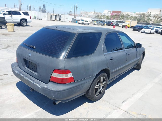 1995 Honda Accord Lx მანქანა იყიდება აუქციონზე, vin: 1HGCE1824SA010541, აუქციონის ნომერი: 45697331