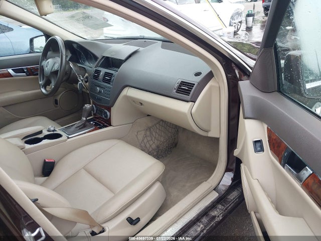 Aukcja sprzedaży 2011 Mercedes-benz C 300 Luxury/sport, vin: WDDGF5EB1BA495400, numer aukcji: 45697339