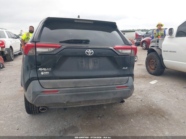 45697408 :رقم المزاد ، 2T3C1RFV3KW004608 vin ، 2019 Toyota Rav4 Xle Premium مزاد بيع