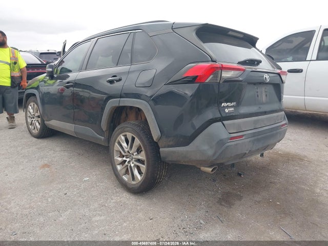 45697408 :رقم المزاد ، 2T3C1RFV3KW004608 vin ، 2019 Toyota Rav4 Xle Premium مزاد بيع