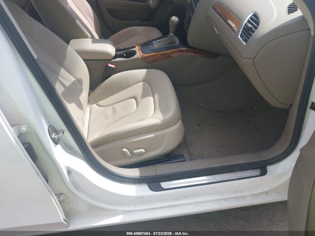 Продажа на аукционе авто 2011 Audi A4 2.0t Premium, vin: WAUFFAFL6BN032065, номер лота: 45697454