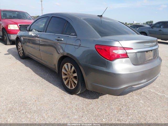 Продажа на аукционе авто 2013 Chrysler 200 Touring, vin: 1C3CCBBBXDN589800, номер лота: 45697479