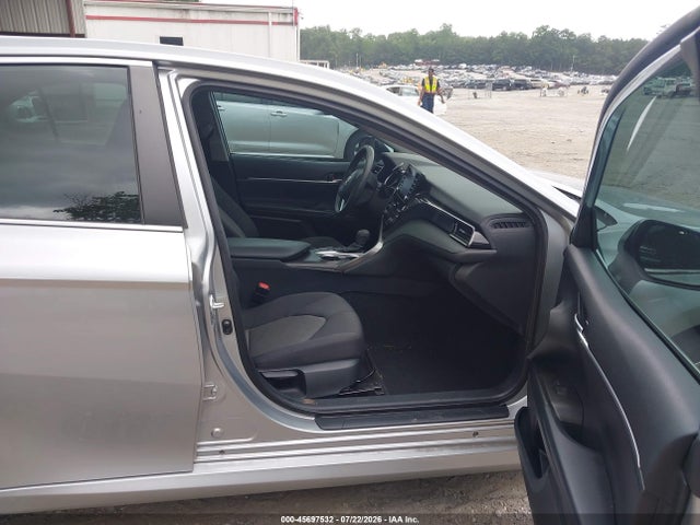 4T1R11AK3PU782464 Toyota CAMRY LE