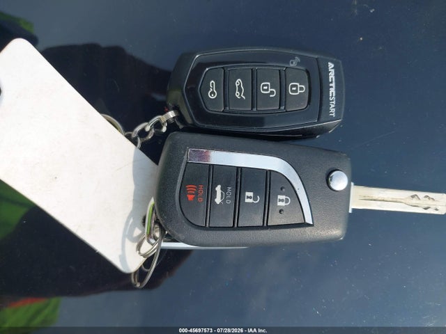 JTDB4MEE9P3014772 Toyota COROLLA LE