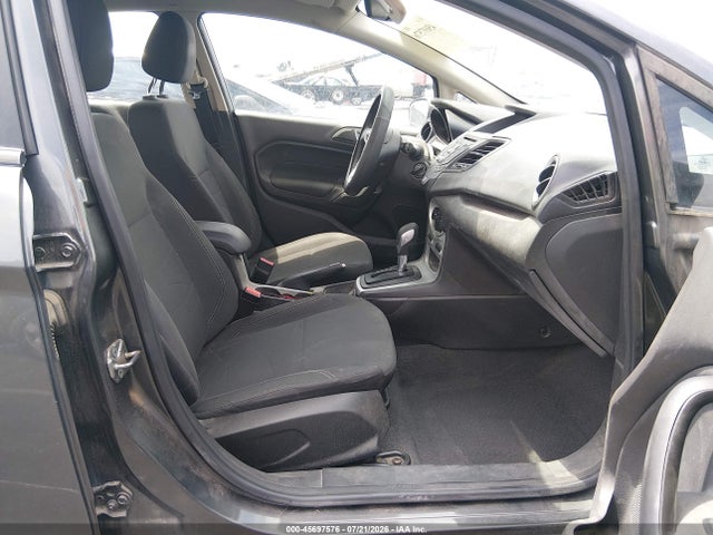 Ford FIESTA SE 2016 3FADP4BJ8GM112987 Image 5