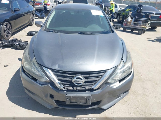 2017 Nissan Altima 2.5 Sr მანქანა იყიდება აუქციონზე, vin: 1N4AL3AP6HC483440, აუქციონის ნომერი: 45697593