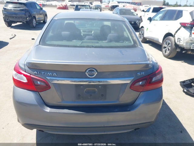 2017 Nissan Altima 2.5 Sr მანქანა იყიდება აუქციონზე, vin: 1N4AL3AP6HC483440, აუქციონის ნომერი: 45697593
