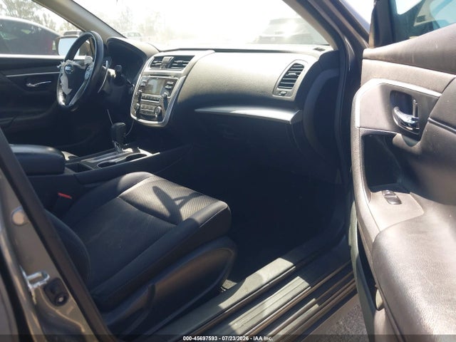 2017 Nissan Altima 2.5 Sr მანქანა იყიდება აუქციონზე, vin: 1N4AL3AP6HC483440, აუქციონის ნომერი: 45697593