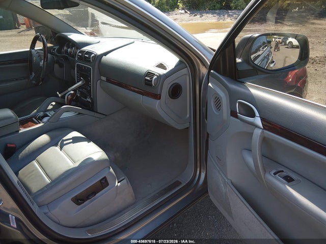 45697618 :رقم المزاد ، WP1AB2AP5ALA50865 vin ، 2010 Porsche Cayenne S مزاد بيع