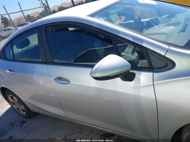 Chevrolet Cruze Ls Auto 2018 1G1BC5SM2J7105539 Image 13