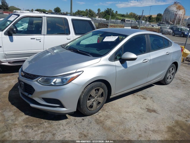 Chevrolet Cruze Ls Auto 2018 1G1BC5SM2J7105539 Image 2