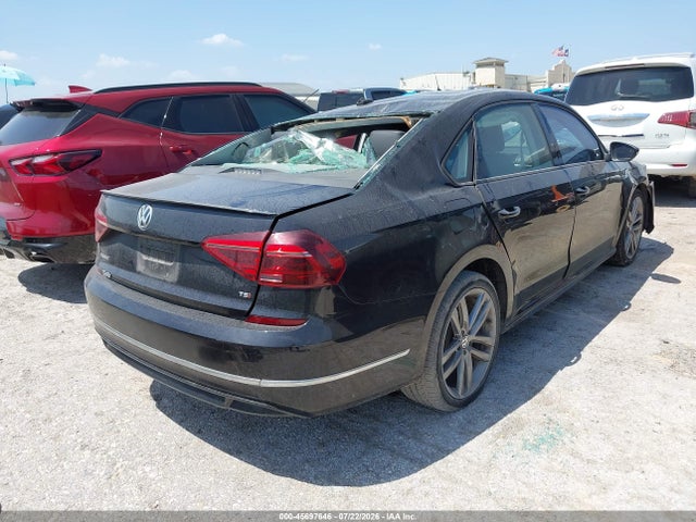 2018 Volkswagen Passat 2.0t R-line/2.0t S მანქანა იყიდება აუქციონზე, vin: 1VWAA7A33JC015401, აუქციონის ნომერი: 45697646