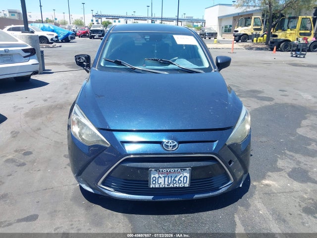 3MYDLBYV4JY322783 Toyota YARIS IA