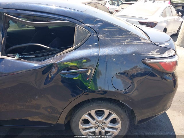 3MYDLBYV4JY322783 Toyota YARIS IA