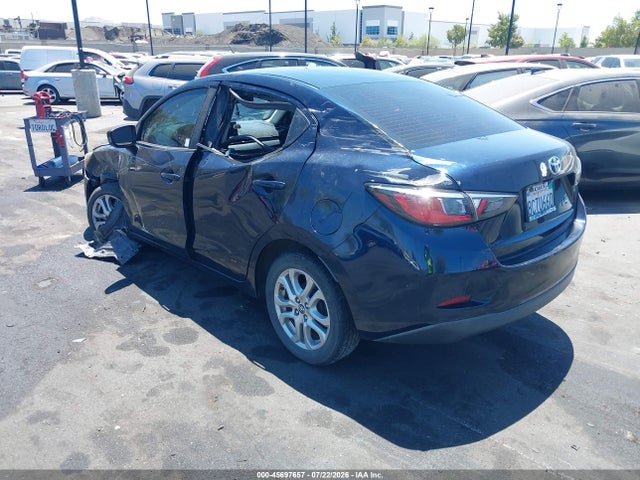 3MYDLBYV4JY322783 Toyota YARIS IA