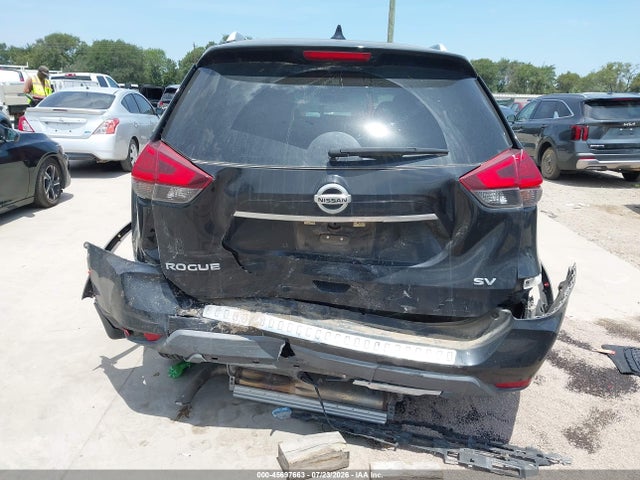 2017 Nissan Rogue Sv მანქანა იყიდება აუქციონზე, vin: 5N1AT2MT3HC752650, აუქციონის ნომერი: 45697663