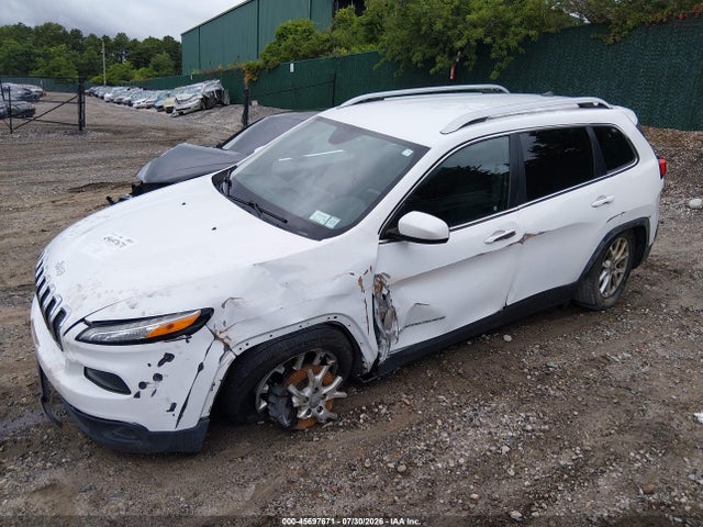 Продаж на аукціоні авто 2016 Jeep Cherokee Latitude, vin: 1C4PJMCS3GW277779, номер лоту: 45697671