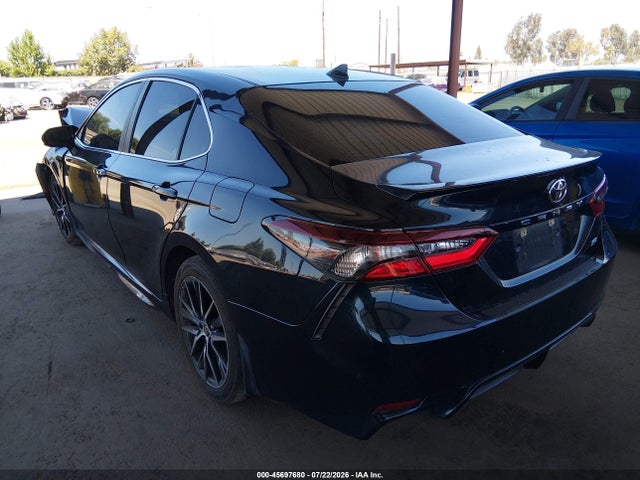 4T1G11AK6MU450506 Toyota CAMRY SE