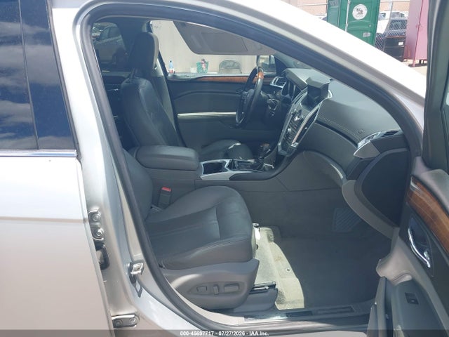 45697717 :رقم المزاد ، 3GYFNAEY4BS679275 vin ، 2011 Cadillac Srx Luxury Collection مزاد بيع
