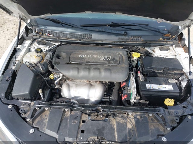 45697754 :رقم المزاد ، 1C3CCCAB3FN748747 vin ، 2015 Chrysler 200 Limited مزاد بيع