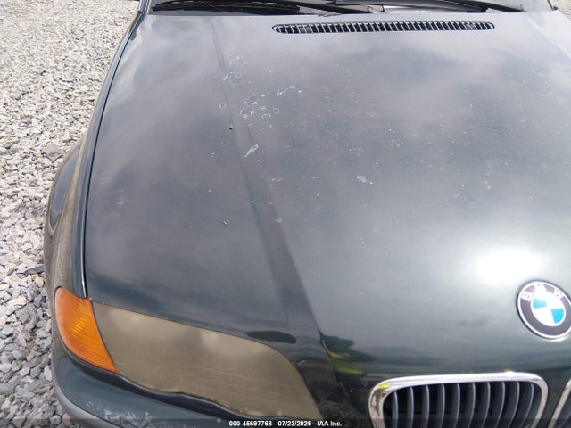 45697768 :رقم المزاد ، WBAAV33421FV03921 vin ، 2001 Bmw 325i مزاد بيع