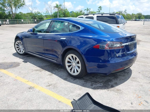Tesla Model S 60d/70d/75d/85d/90d 2016 5YJSA1E20GF173440 Image 3