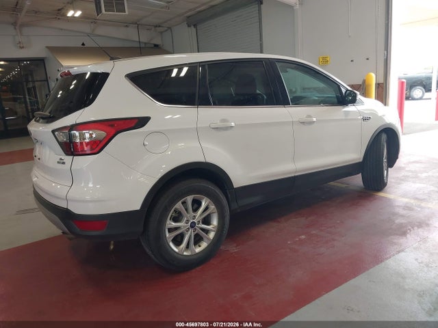 Ford ESCAPE SE 2017 1FMCU9GD5HUB08726 Image 4
