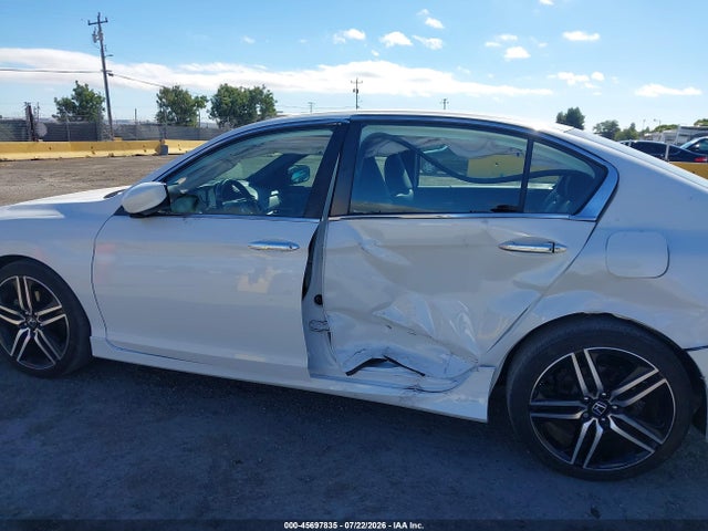 45697835 :رقم المزاد ، 1HGCR2F16HA291187 vin ، 2017 Honda Accord Sport Se مزاد بيع